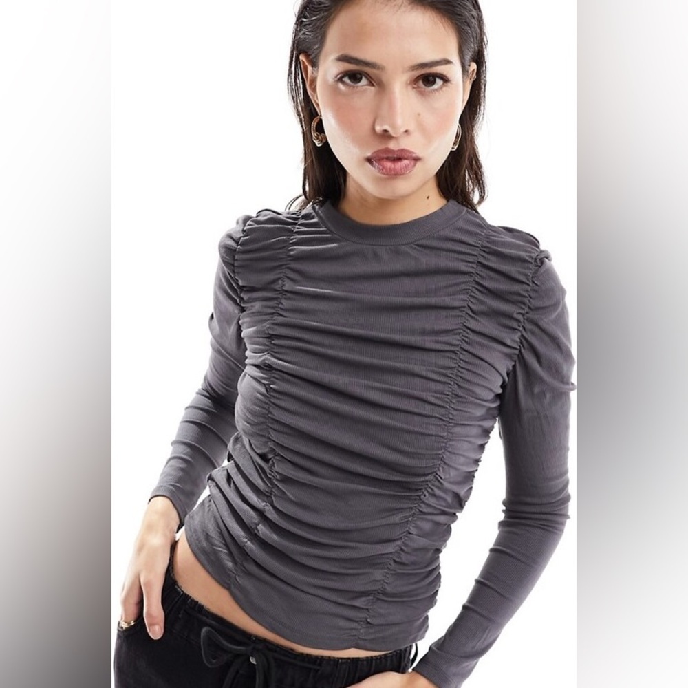 Elegant Charcoal Ruched Long Sleeve Top